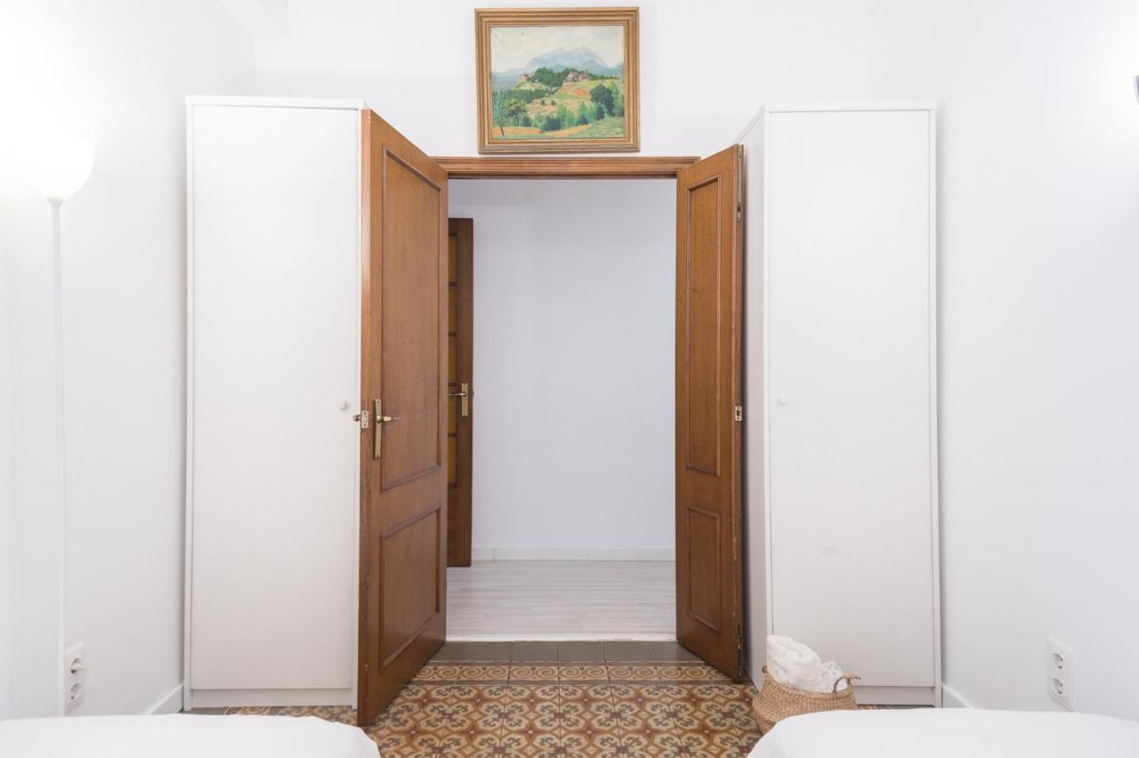 Spacious 3 Bed Apt In The Heart Of Sant Antoni Barcelona Luaran gambar
